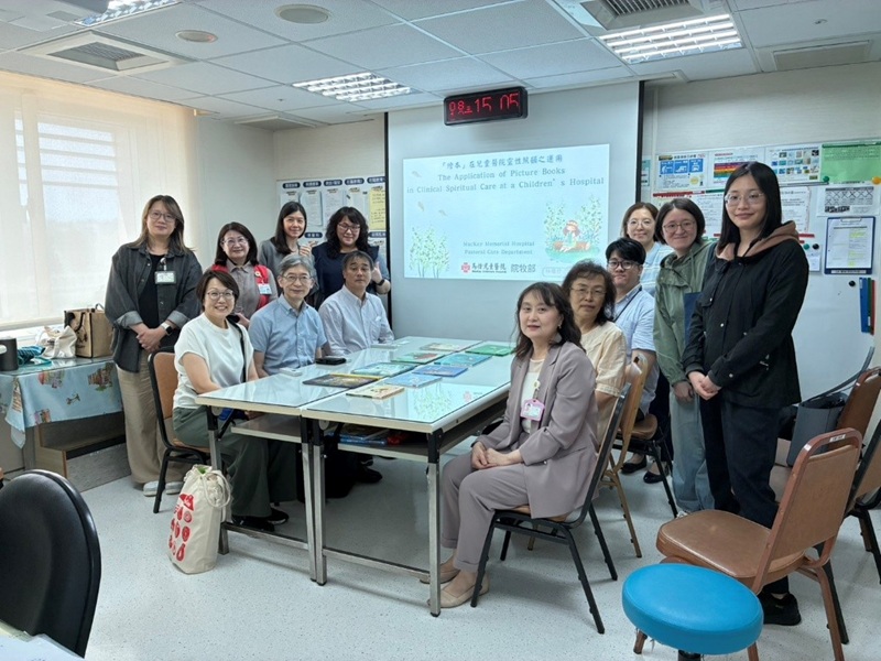 與JMLA成員合影留念